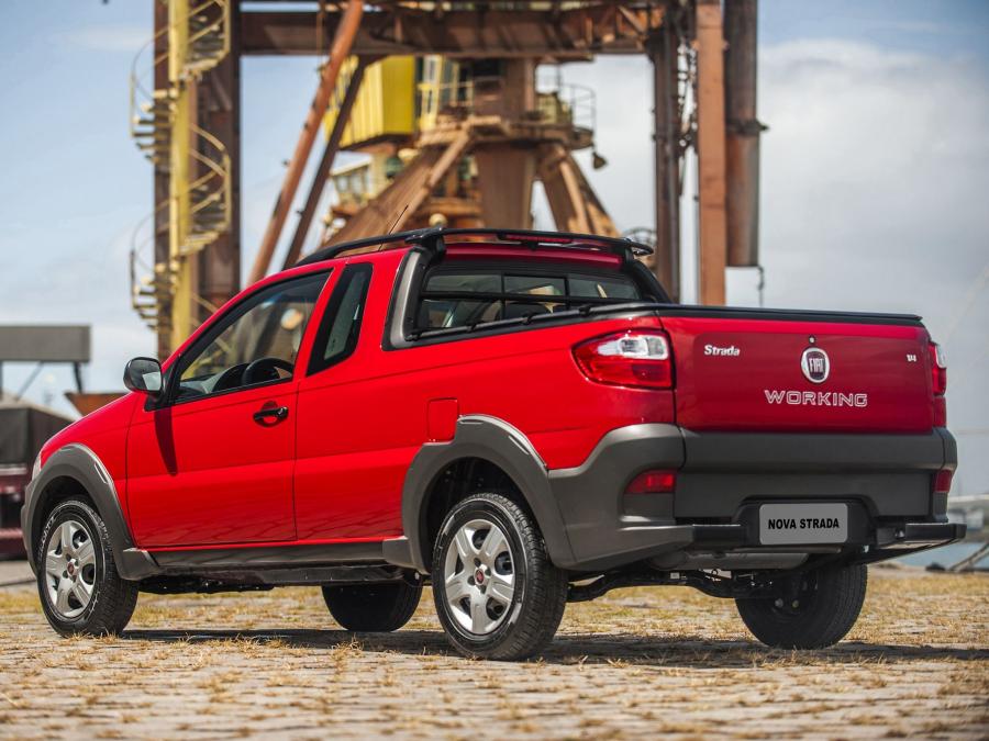  Fiat Strada Working CE 2013 года  (фото 5 из 9)